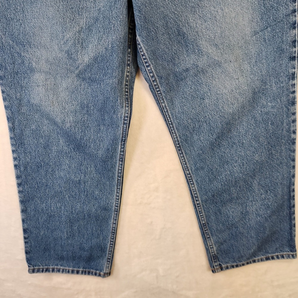 LL‎ Bean Comfort Waist Mens Jeans 38x30 Medium Wash Blue Denim Straight 250265 - Picture 3 of 8